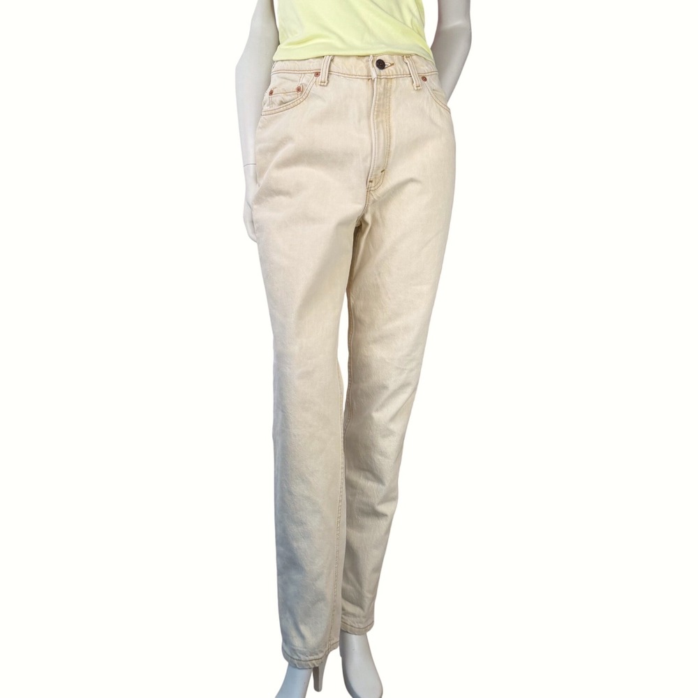 Levi's Vintage 90s Mom Jeans High Waisted Cream Tapered Leg‎  Made in USA  13 M